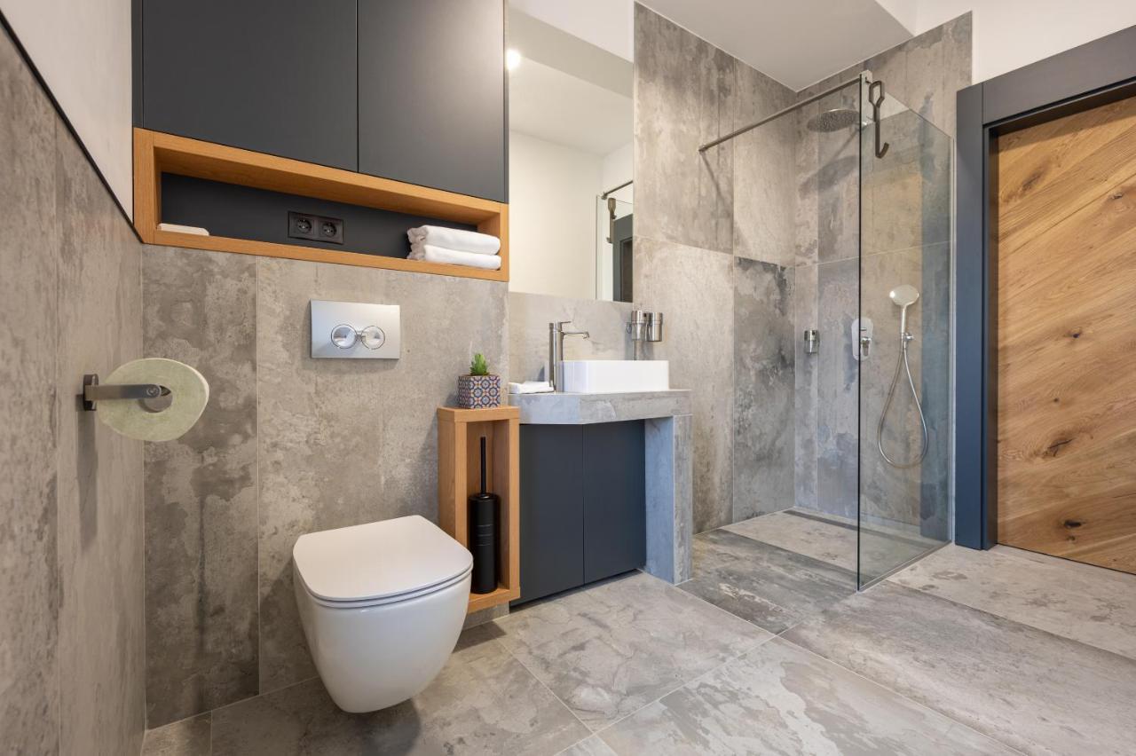 Calvin Aparthotel Oradea Luaran gambar