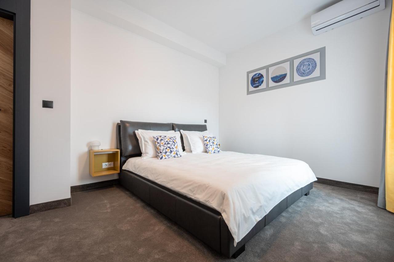 Calvin Aparthotel Oradea Luaran gambar