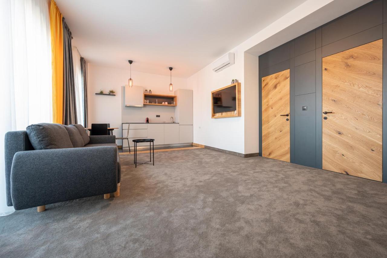 Calvin Aparthotel Oradea Luaran gambar