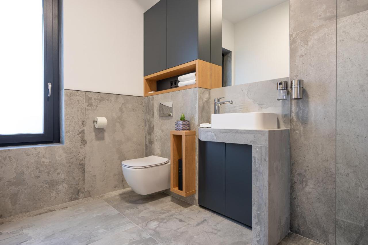 Calvin Aparthotel Oradea Luaran gambar